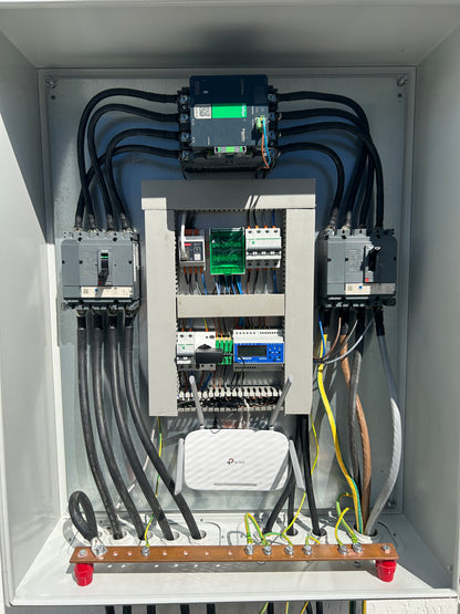Tablou Anti-insularizare 125kW Schneider pentru invertor trifazat, echipat complet